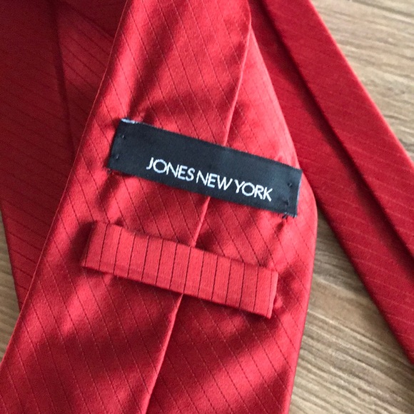 SOLD Jones New York Red Tie - Picture 3 of 4